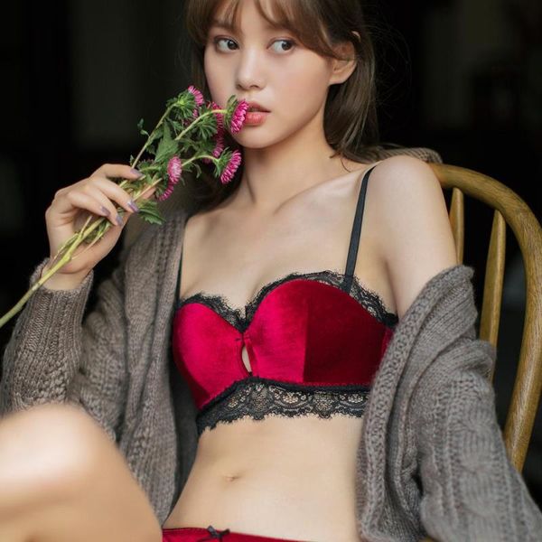 

bras sets lace thicken push up bra set fashion red velvet underwear women seamless leisure adjustable and panties, Red;black