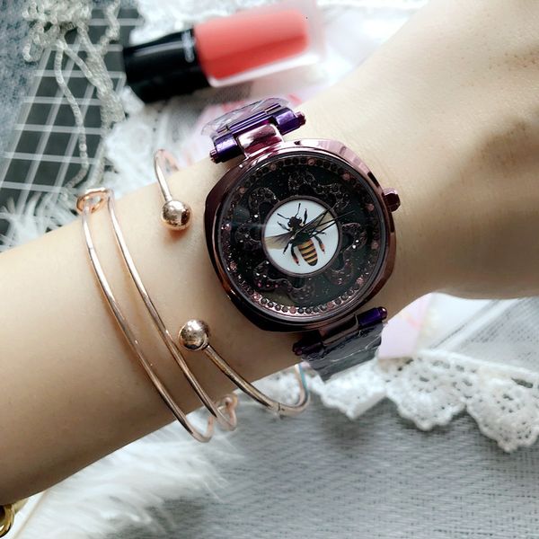 

2019 high grade diamond inlaid dial, good luck watch, 4-color personality hollow out steel belt bee two needle female watch, Slivery;brown