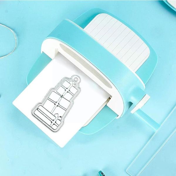 

craft tools 2021 embossing folders for papers making card supplies diy 3d stripes plastic scrapbooking cutting dies n7r4