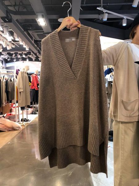 

women's sweaters loose and idle sleeveless sweater vest mid-length autumn winter korean style wool knitted plus, White;black