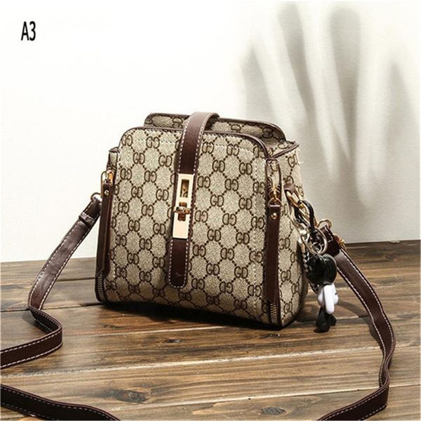 

2021 famous brand handbags purses fashion shoulder bags large capacity women crossbody bags pendant messenger tote bag