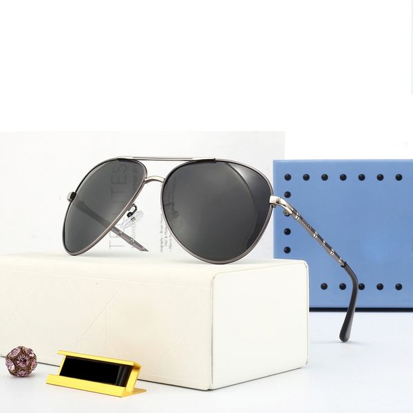 

2021 designer sunglasses metal frame classic of 5 styles sun glasses for men driving, White;black