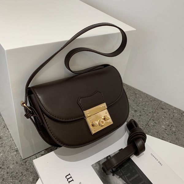 

hangbags this year's popular women's bag 2021 fashion niche versatile semicircle saddle single shoulder messenger