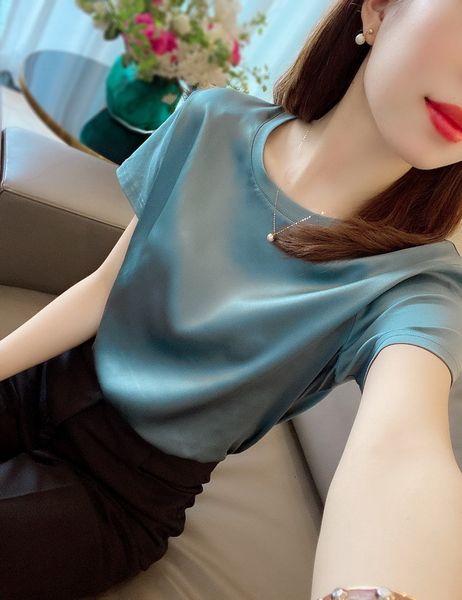 

T-shirt European goods 2021 summer new simple atmosphere round neck short sleeve vertical smooth silk imitation T-shirt blouse, White