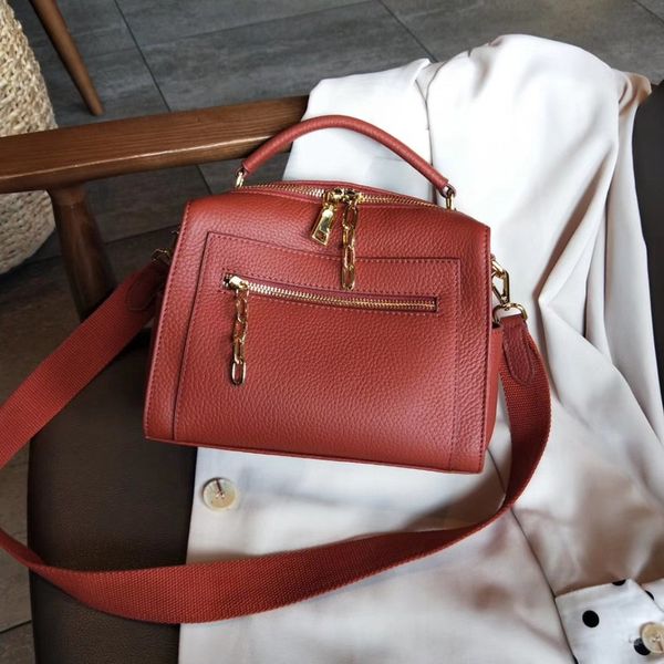 

wallets high end women's leather hand boston simple and versatile one shoulder messenger bag head leather, Red;black
