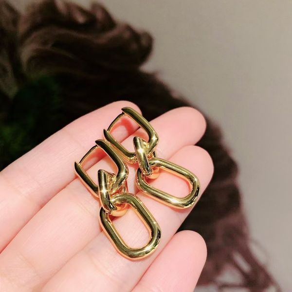 

70% off paris family thick chain three circle gold earrings 2021 new fashion show face small high-grade versatile earrings, Silver