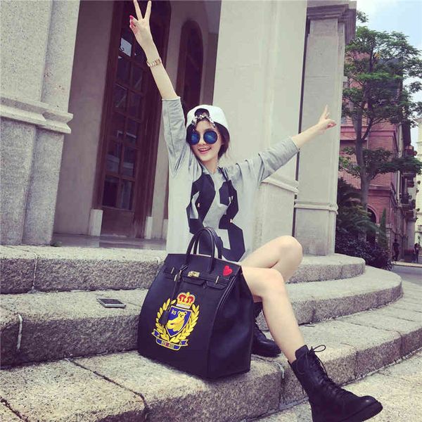 

spring and autumn fashion badge simple women's large capacity handbag