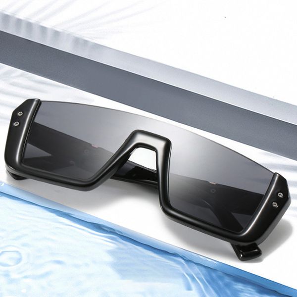 

2021 half frame fashion punk style one piece outdoor sports trend men's sunglasses