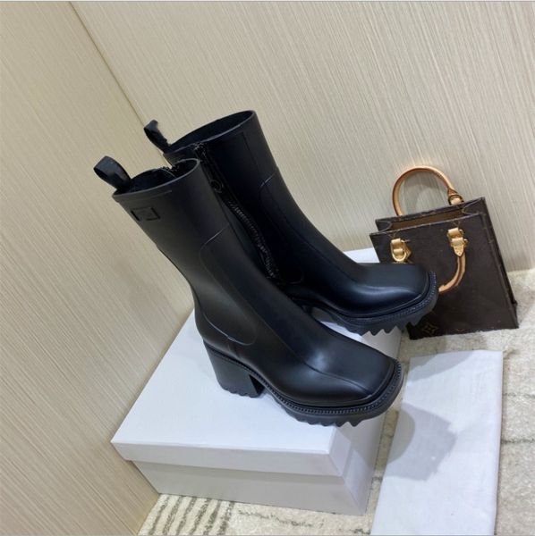 

2021 women betty boots pvc rubber beeled platform knee-high tall rain boot black waterproof welly shoes outdoor rain shoes high heels, Black;red