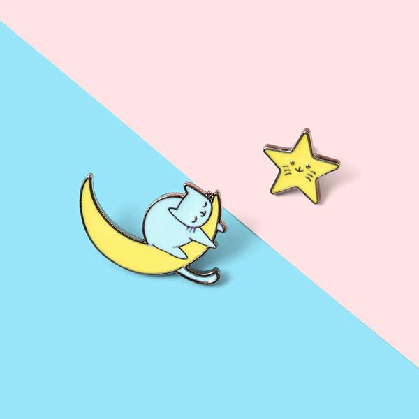 

korean cute cartoon kitten moon brooch enamel drop oil star cat pin anti light buckle, Gray