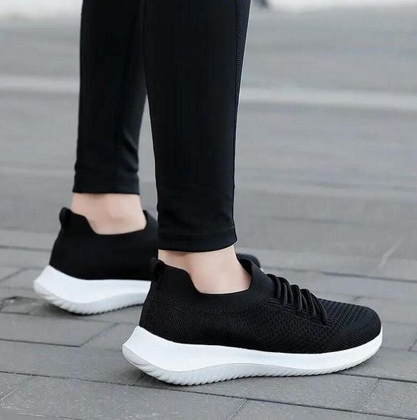 

frrj464 factory summer designer runner mesh leather sneakers shoes women sports wading trainers hollow men casual walking grey white black