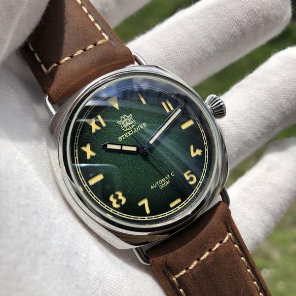 

wristwatches steeldive 1936 mens automatic mechanical watches japan nh35a diving watch 200m c3 luminous 316l steel dive men, Slivery;brown