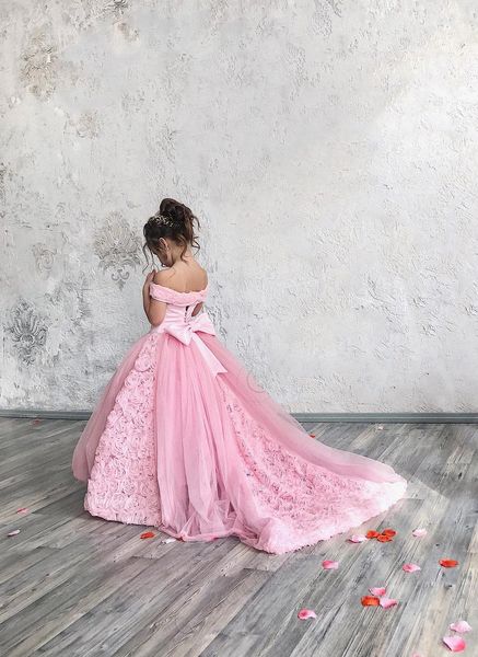 

flower girl dresses off shoulder appliqued beaded sleeveless pageant gown bow sash ruffle sweep train birthday gowns, White;blue