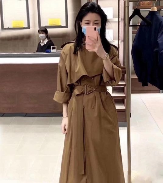 

women's trench coats the caramel collar in autumn of 20 is slim and loose, british style over knee windbreaker for women, Tan;black