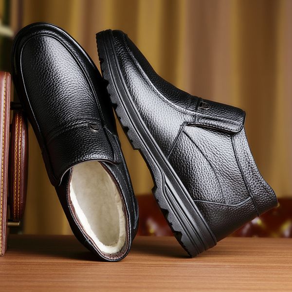 

small amount of middle-aged and elderly dad's toe layer cowhide men's plush high cotton shoes for the, Black