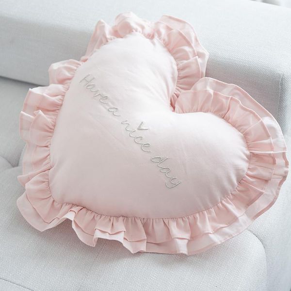 

40x45cm 4 colors love cushions for wedding gift girls cute heart sofa car pillows soft ruffles flounce stuffed cushion/decorative pillow