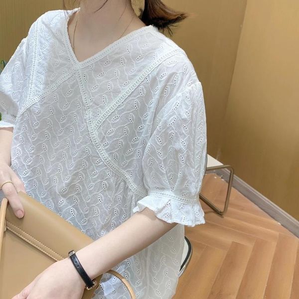 

women's t-shirt lamtrip unique retro lavender handmade embroidery hollow out short sleeve cotton white tee women 2021 summer