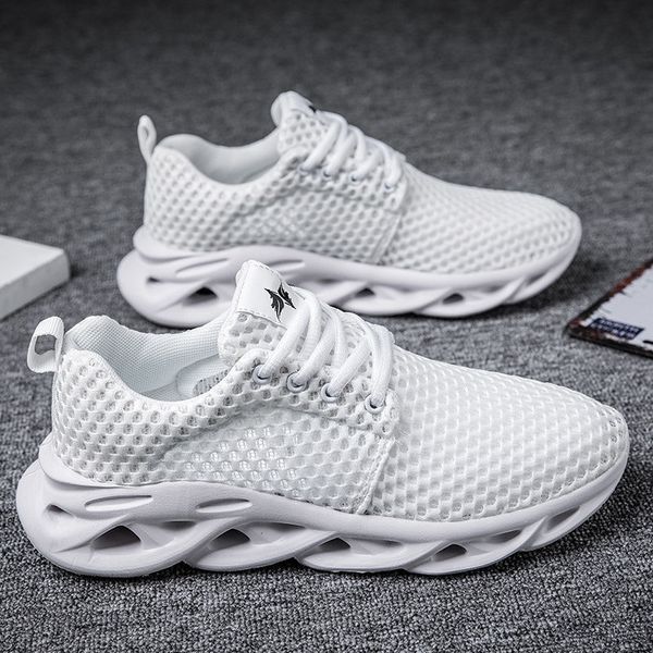 

chunky sneakers men women platform shoes white black khaki and green ladies casual breathable mesh zapatillas tenis de mujer