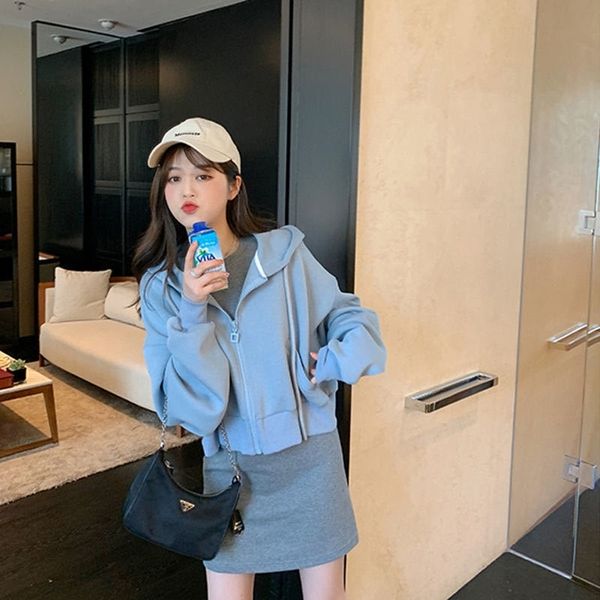

2021 fashion spring and autumn new korean version loose, thin, sweet temperament, energetic girls' air sweater of sports department, Black