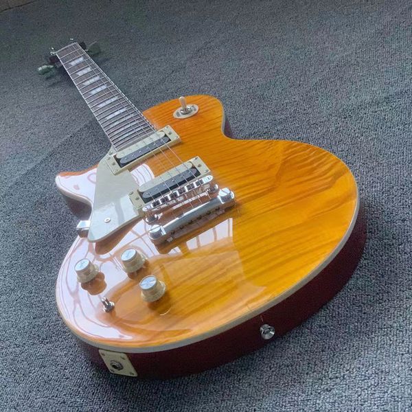 

left handed electric guitar, classic brand, mahogany solid wood, delivery.