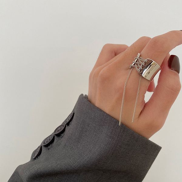 

metallic strap chain wide rings unique design for women silver color metal long knotted charm ring statement jewelry gift, Golden;silver