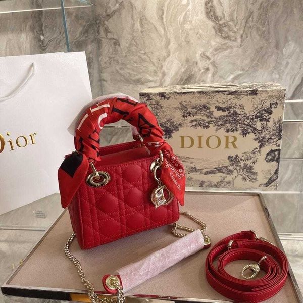 

d 2021 casual and fashionable hand-held crossbody bag handbag