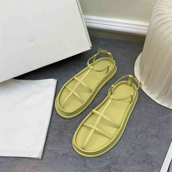 

2021 genuine leather black cowhide ankle sandals s rivet metal buckle luxury shoes women designers