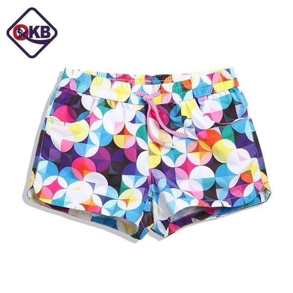 

qikerbong 17 season summer lady casual shorts women dot print quick drying fabric short 210724, White;black