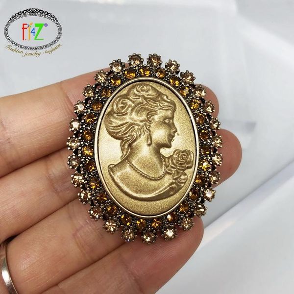 

pins, brooches f.j4z 2021 women fashion vintage alloy queen figure rhinestone pins for coats girl's gifts broches dropship, Gray