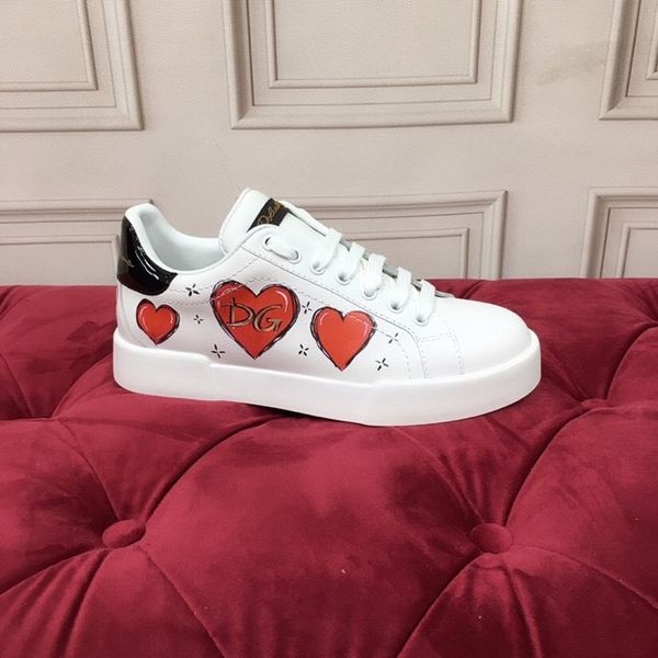 

2021 couple rivet love small white shoes fashion men's designer casual shoess for men and women genuine leather ladies sneakers size35-, Black;red