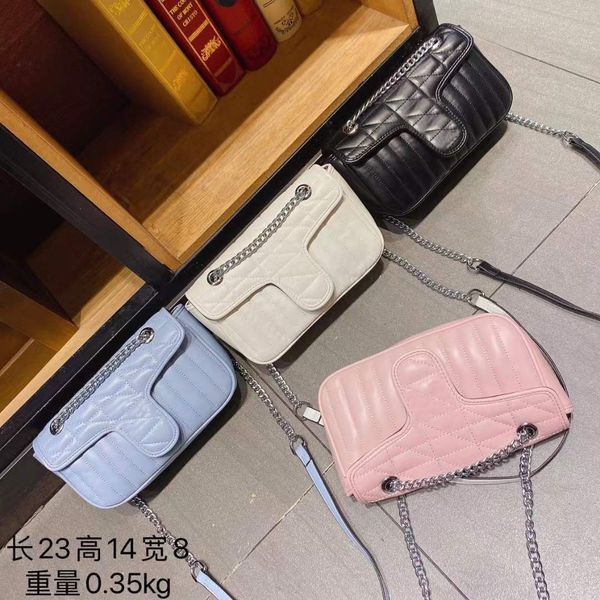 

designer womens messenger bag luxury one shoulder cross body bags classic ladies metal chain handbag commuter fashion shiny leather lingge s