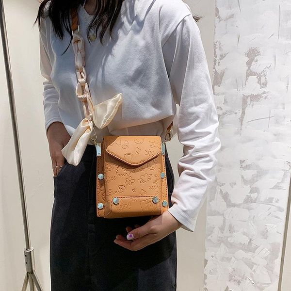

solid color cartoon knurling crossbody small women's bag metal rivet camera chain mobile phone shoulder bags for womem a074 cross body