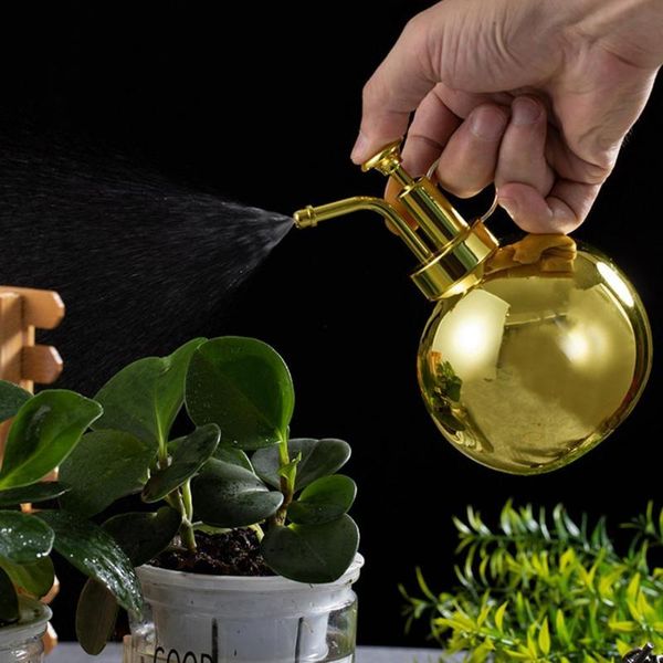 

watering equipments 500ml spray bottle vintage hand-pressure design 304 stainless steel home cleaning can garden tools