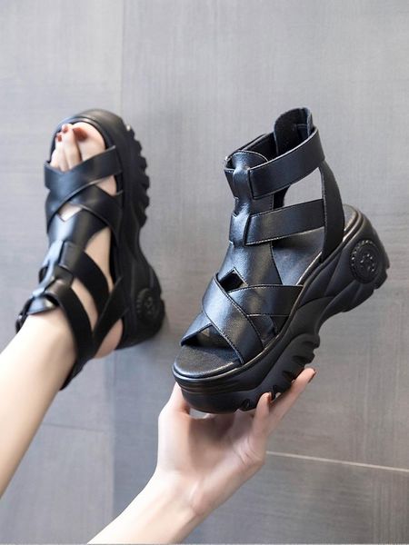 

sandals black wedged-heel with roman style for summer 2021