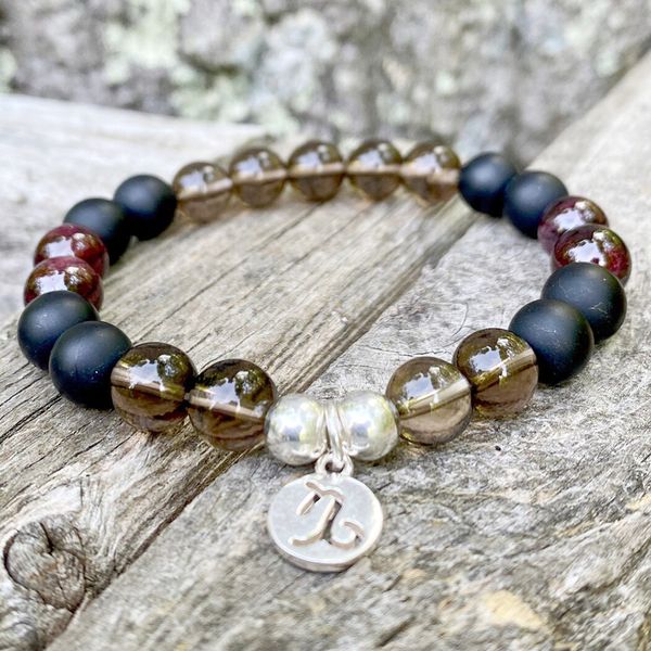 MG1378 Novo Design Capricórnio Jodiac Bracelet Mulheres Matte Black Onyx Pulseira Natural Garnet AA Grau Smoky Quartz Pulseira