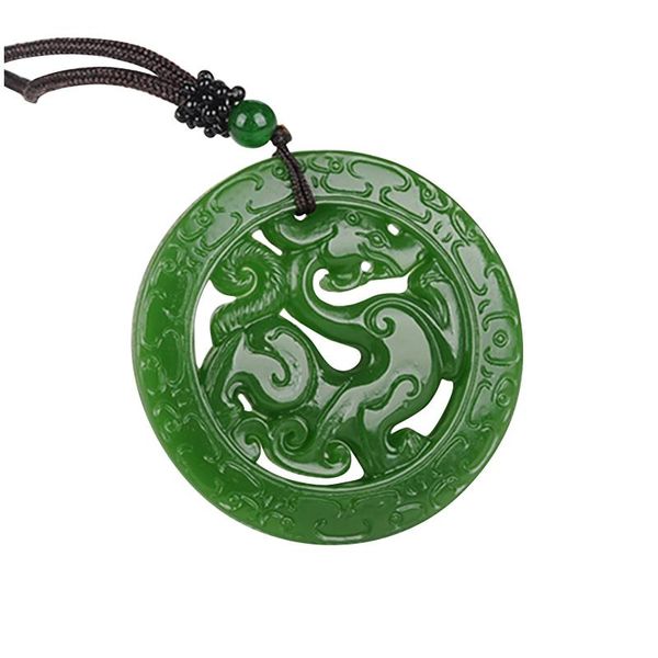 Collane con ciondolo 2021 S Fashion Ladies Accessori Green Jade Medal Dragon Hollow Carving