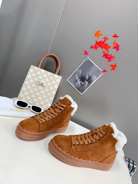 

2022 fashion love women boots chunky heel martin laureate boot black white yellow martins woman shoes with box and logo size 35-40 -k043