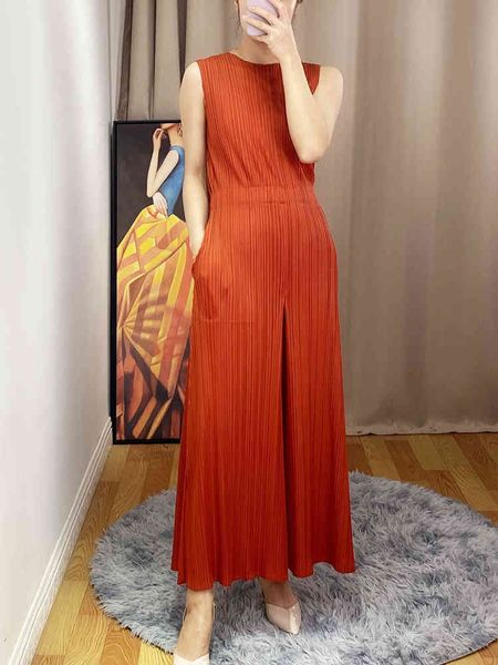 

jumpsuits 2021 spring women's miyak fold basic pleated fashion solid color sleeveless wide-leg jumpsuit high flexibility tied, Black;white