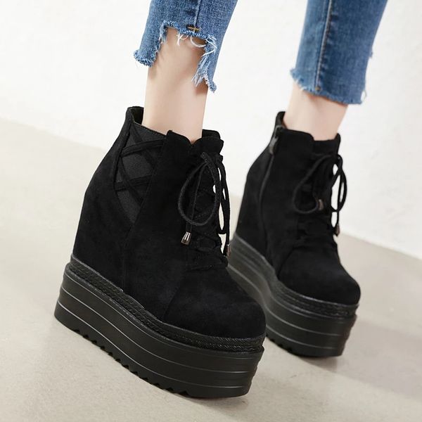 Siyah Topuklu Çizmeler Kadınlar Için Ayakkabı Sonbahar 2021 Platform Punk Takozlar Ayakkabı 13 cm Yüksek Topuk Çizmeler Yeni Lace Up Tıknaz Ayak Bileği Çizmeler