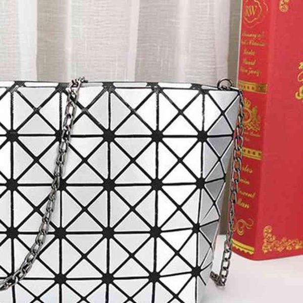 

2021 bags femininity folding deformation rhombic bag women messenger japanese and korean trend one-shoulder handbag{category}