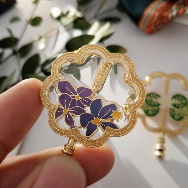 

pins, brooches flowers fan for women metal drip glaze green purple leaf elegant fashion wedding party jewelry 2021, Gray