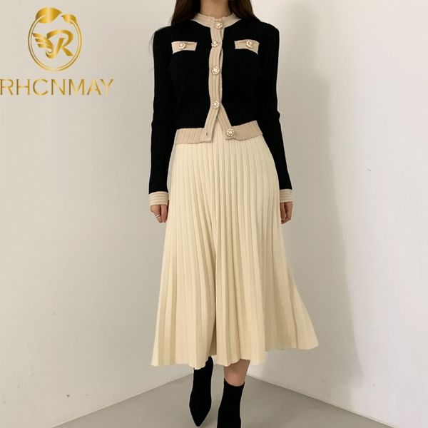 

vintage ladies knitted 2 piece skirt suits sets women single breasted pearl buttons cardigan + pleated long skirt suit 210407, White