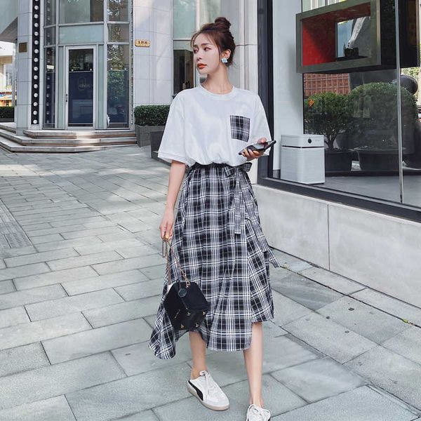 

there are two pieces of checker dress, 2021 summer women's first love., Black