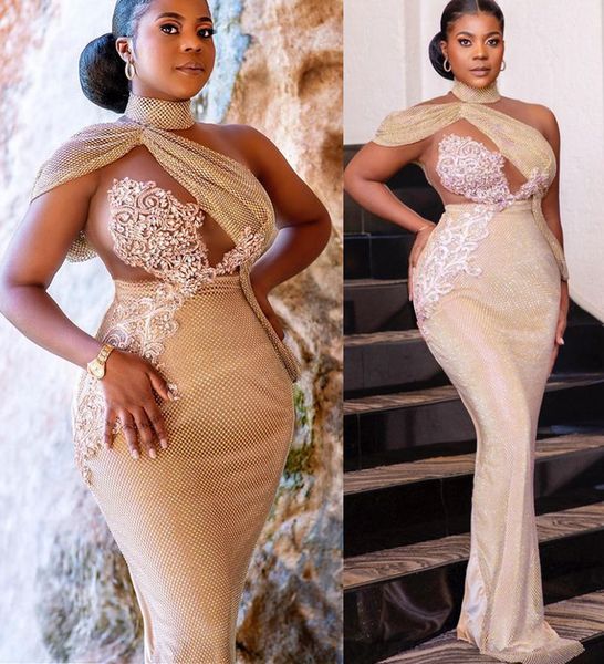 Aso Ebi 2021 Arabo Plus Size Oro Pizzo Cristalli Abiti da sera Guaina Paillettes Collo alto Prom Festa formale Secondo ricevimento Abiti ZJ466