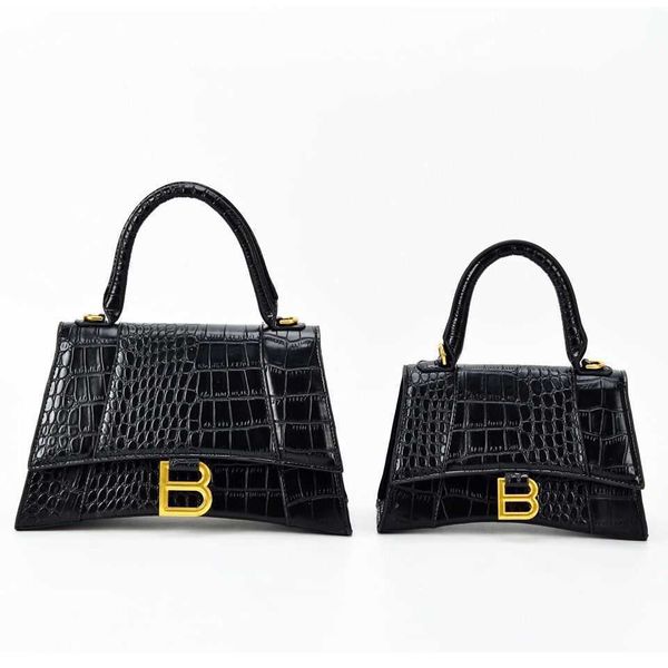 

2021 new hourglass crocodile pattern leather women's versatile b-ins one shoulder portable messenger bag storage bags