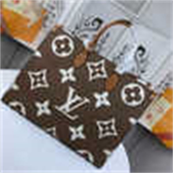 

handles and brand capacity designer iconic luxury bags city 2020 spring original handbags single m44571 shoulder new totes large cross b