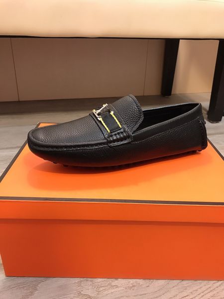 

luxury men driving shoes with superstar flats sneakers fashion metal button peas and classic solid color mjk001, Red;white