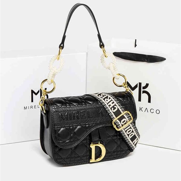 

83% off wholesale sale leather women's hong 2022 new fashion lingge light luxury pearl saddle single shoulder diagonal bag