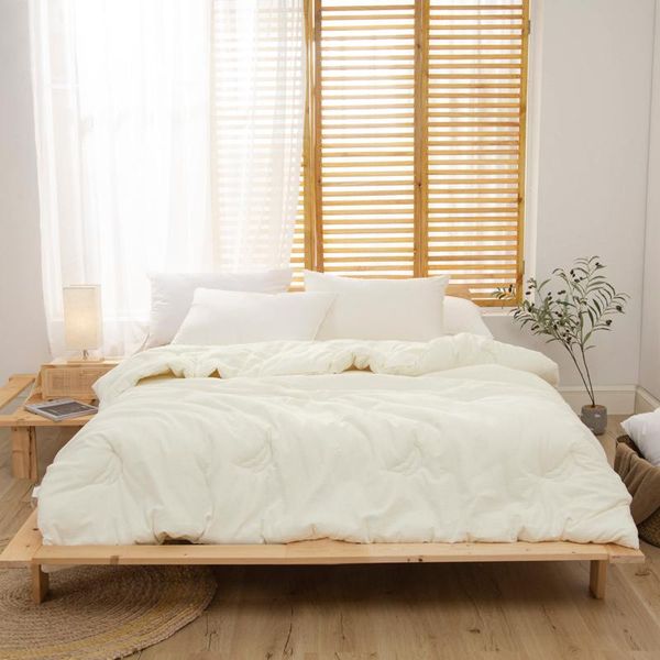 

fashion 100%cotton soybean cotton summer quilt 150/200/220 comforters & sets