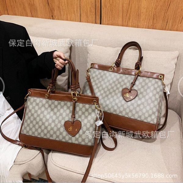 

70% off exclusive new handbag gold classic printed doctor's love decorative diagonal luxury